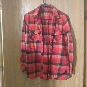 Volcom women's desert high plaid long sleeve shirt.